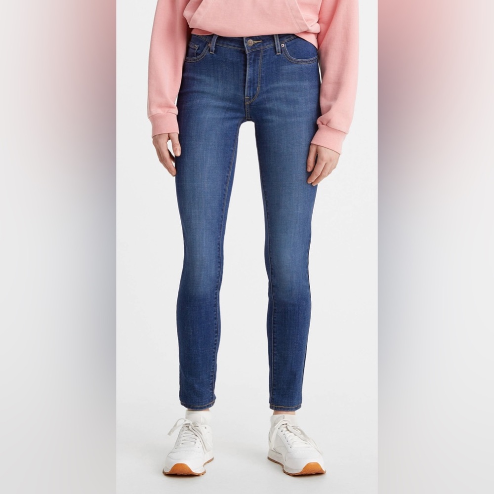 NWT Levi’s 711 Skinny Jean | Size: 28x32